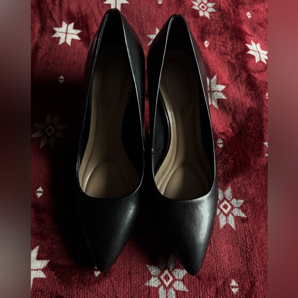 Black Pump Heels